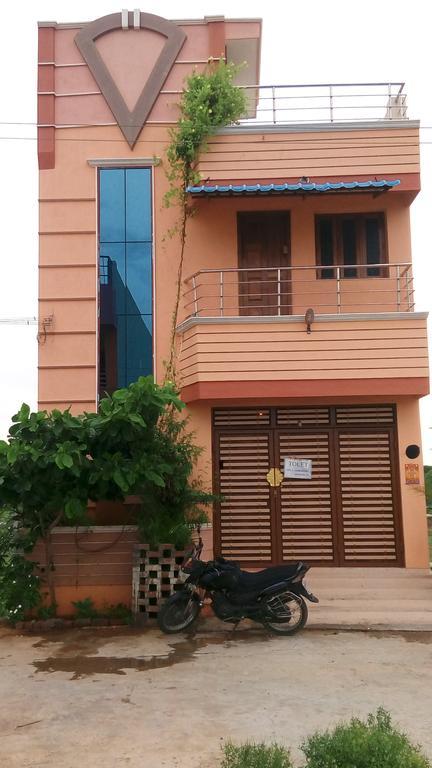 Sabri Guest House Tiruvannāmalai Eksteriør bilde