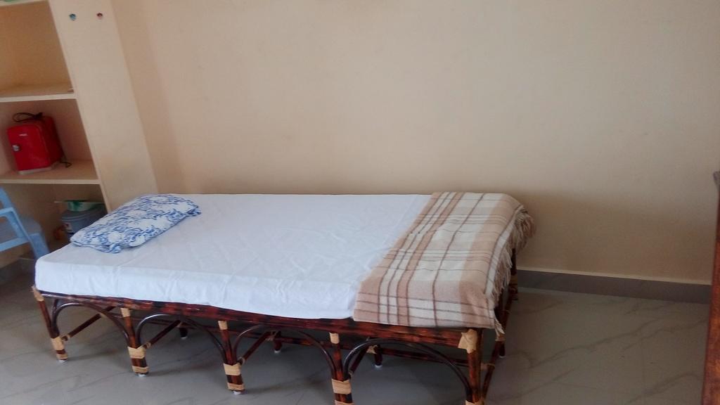 Sabri Guest House Tiruvannāmalai Eksteriør bilde